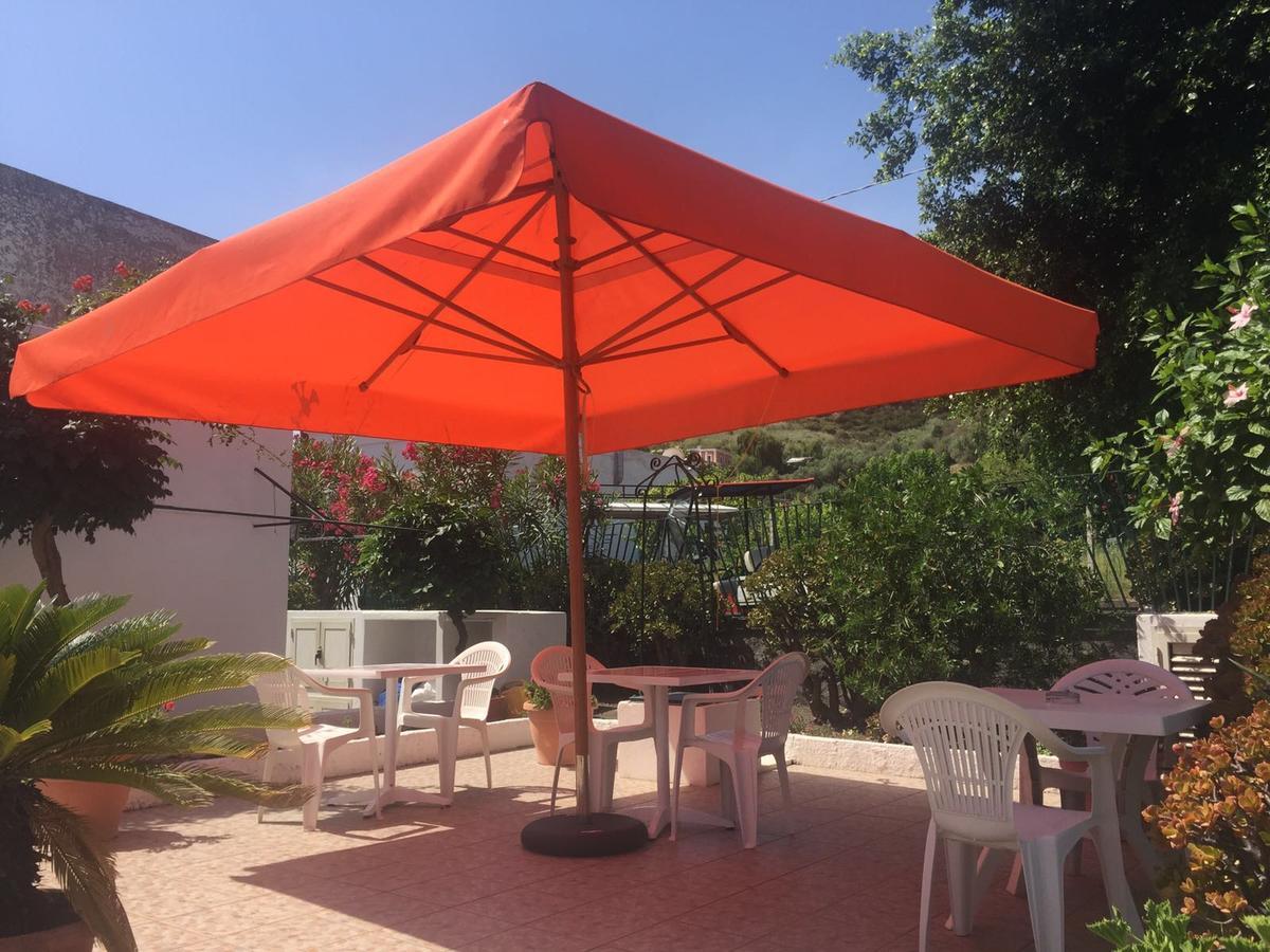 סטרומבולי Villa Petrusa מראה חיצוני תמונה